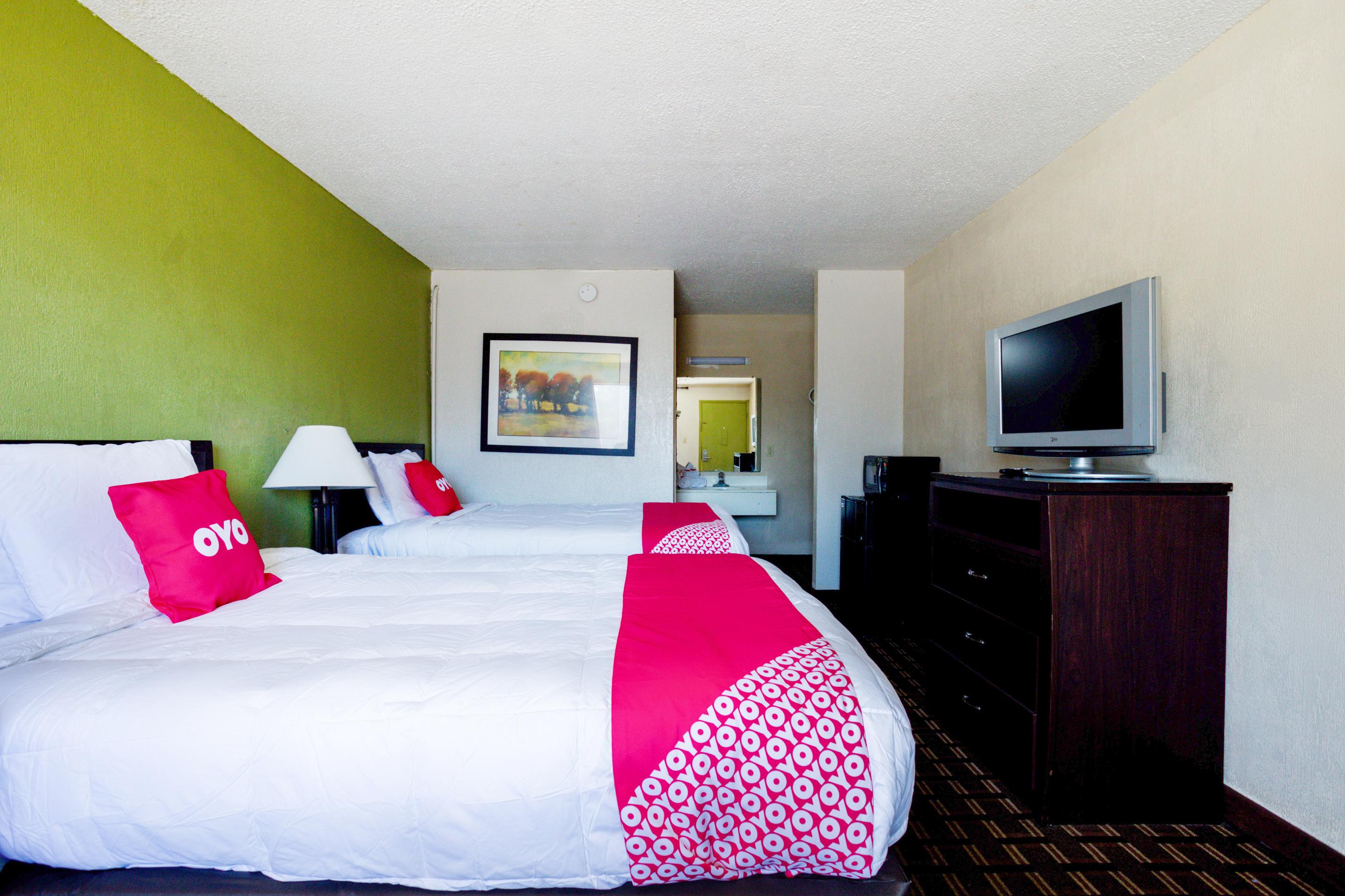 Oyo Hotel Pensacola I-10 & Hwy 29 Ferry Pass Экстерьер фото