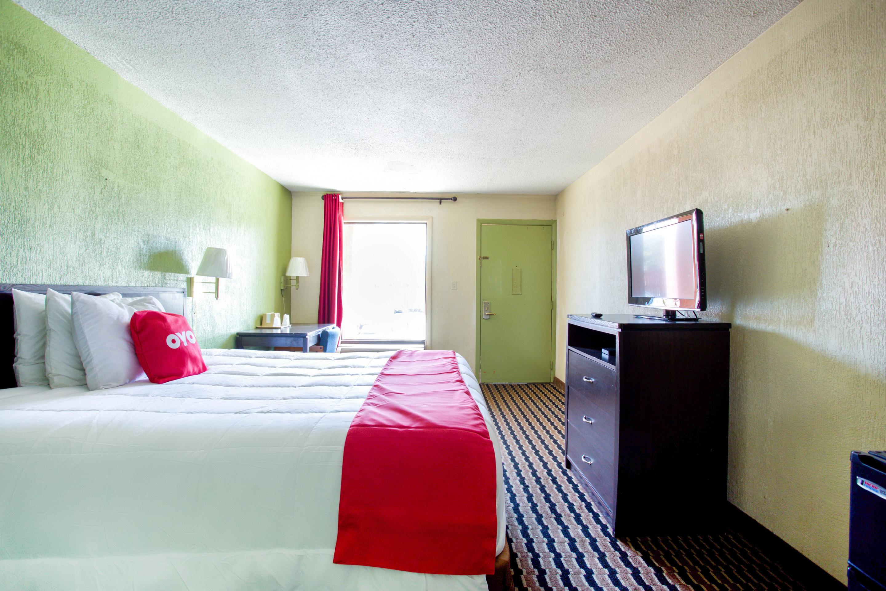 Oyo Hotel Pensacola I-10 & Hwy 29 Ferry Pass Экстерьер фото