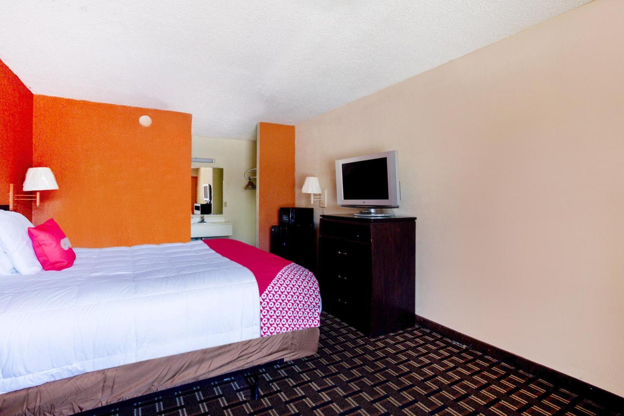 Oyo Hotel Pensacola I-10 & Hwy 29 Ferry Pass Экстерьер фото